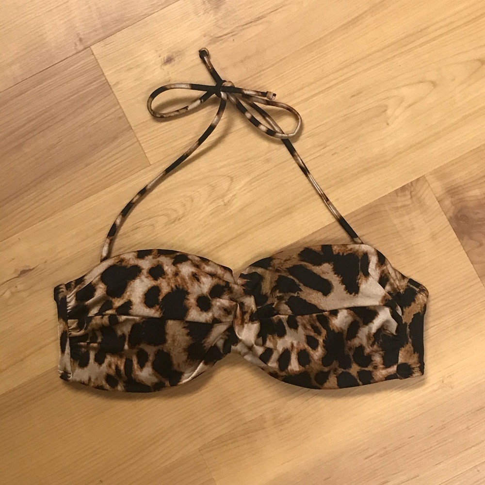 Victoria’s Secret Leopard Print Bikini Top 34C